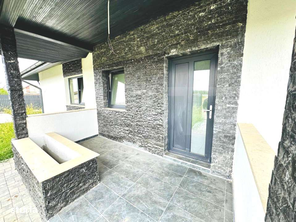 Casa Plan Parter 4 camere, 100 mp, 500 mp teren Vorovesti - Imagine principală: 2/12