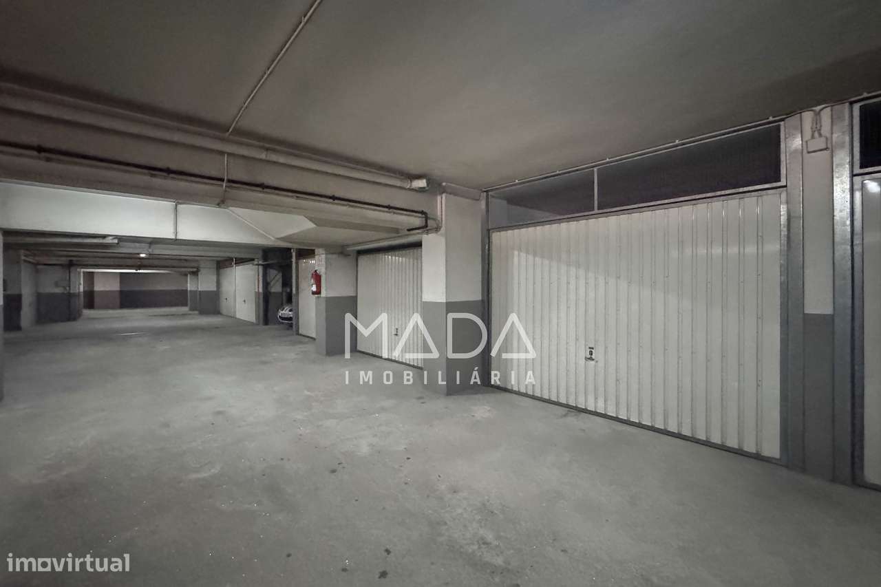 RENOVADO Apartamento T3 (último piso) c/garagem em Lamaçães, Braga-20