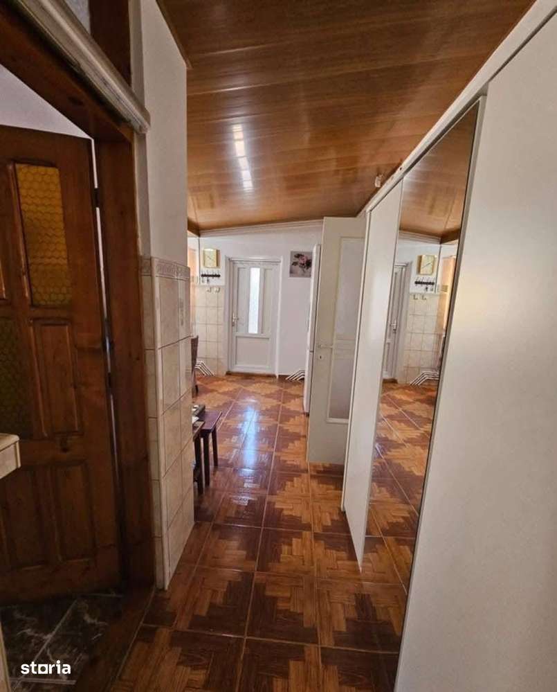 De vanzare casa din caramida, in zona Pietei Mari, Teren 390 mp - Imagine principală: 5/14