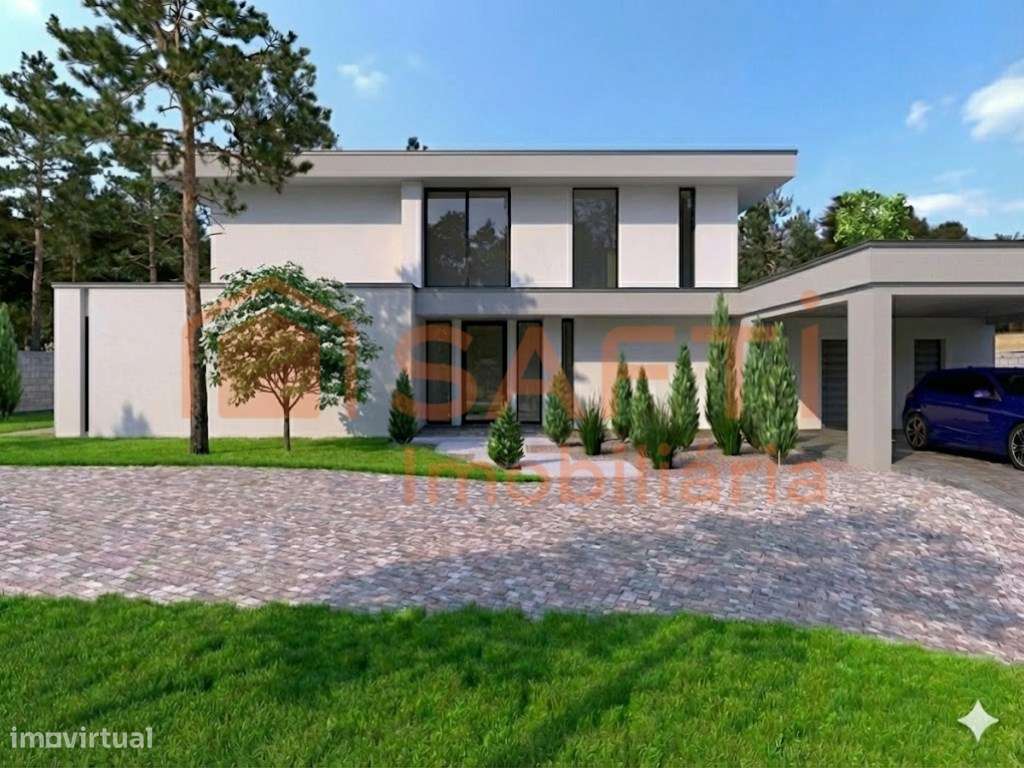 Moradia T4 Com Casa De Hospedes Na Povoa De Varzim Porto