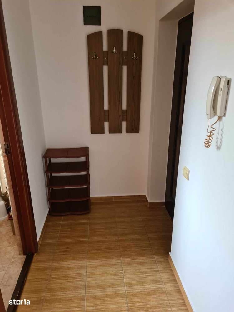 Apartament o camera - etajul 1, zona Bradet - Imagine principală: 4/8