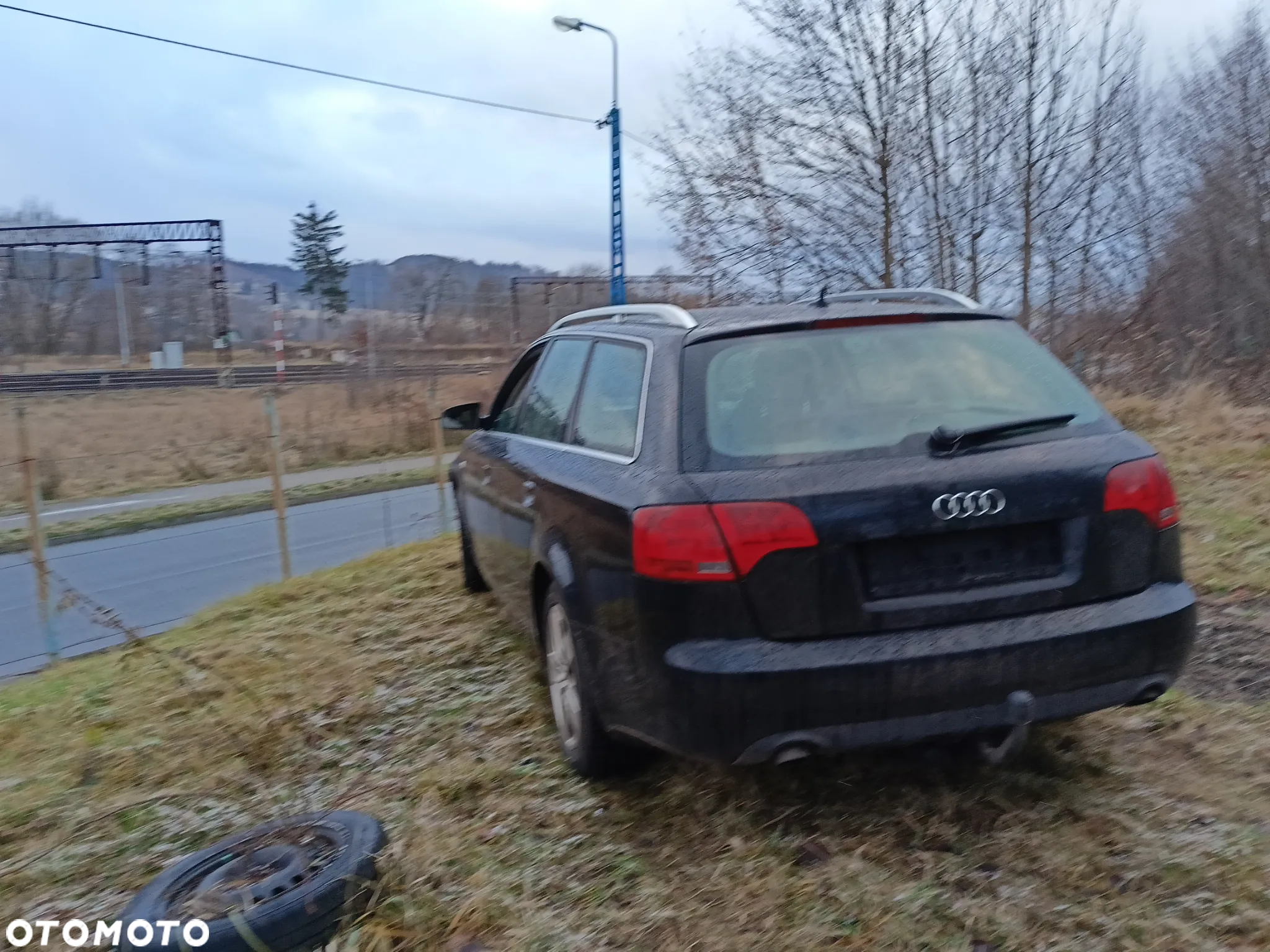 Audi A4 B7 2.5 Diesel w całości lub na części - 2