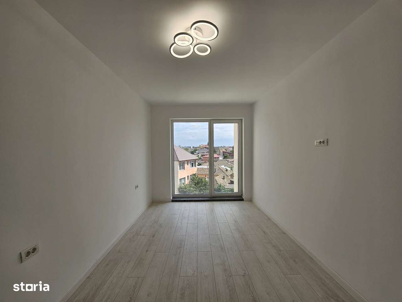 2 Camere 72 mp Zona Dacia Loc Parcare Subteran - Imagine principală: 4/10