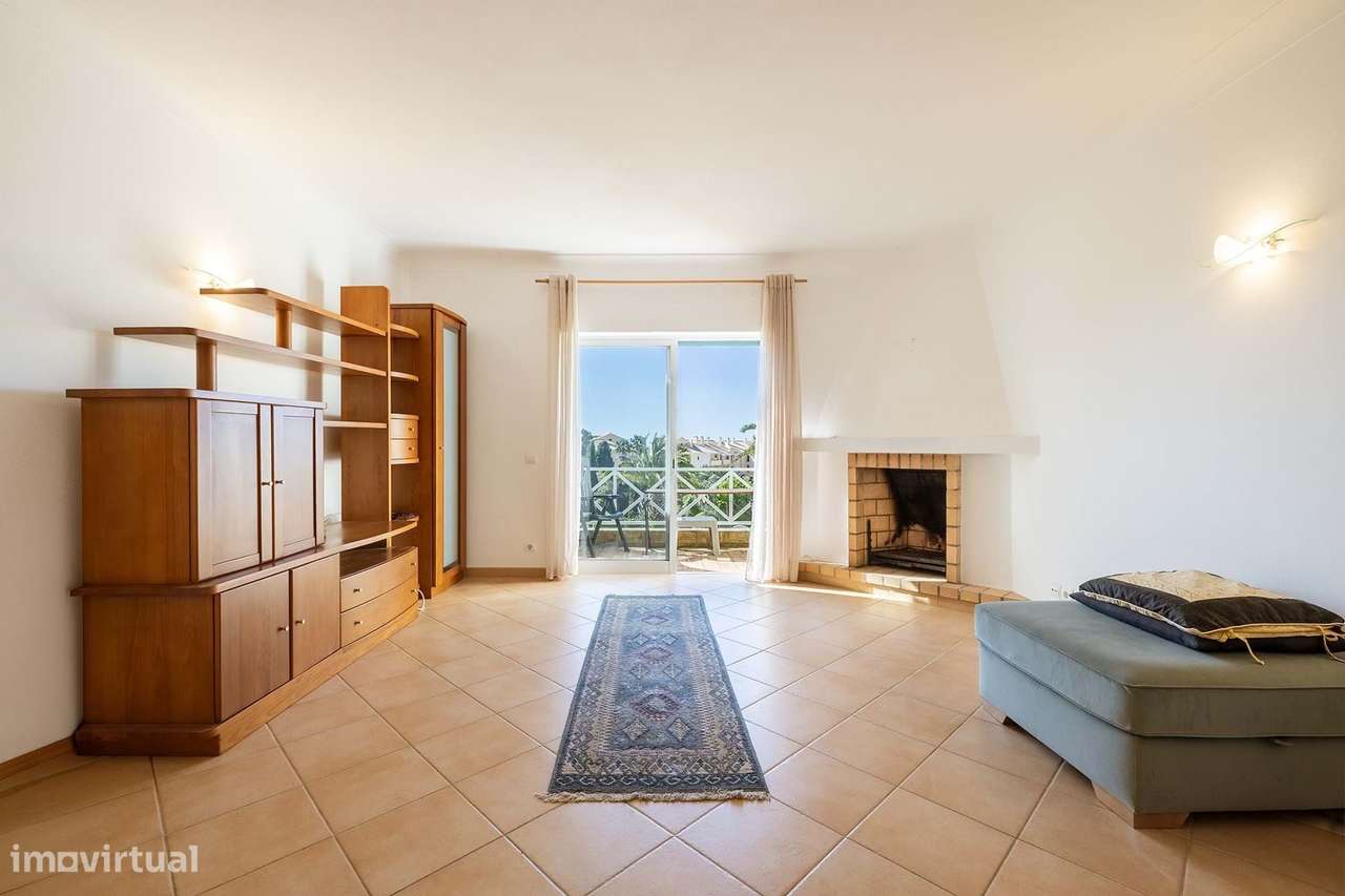 MORADIA COM 2 QUARTOS E PISCINA PARA VENDA NA PRAIA DA LUZ - Grande imagem: 3/46