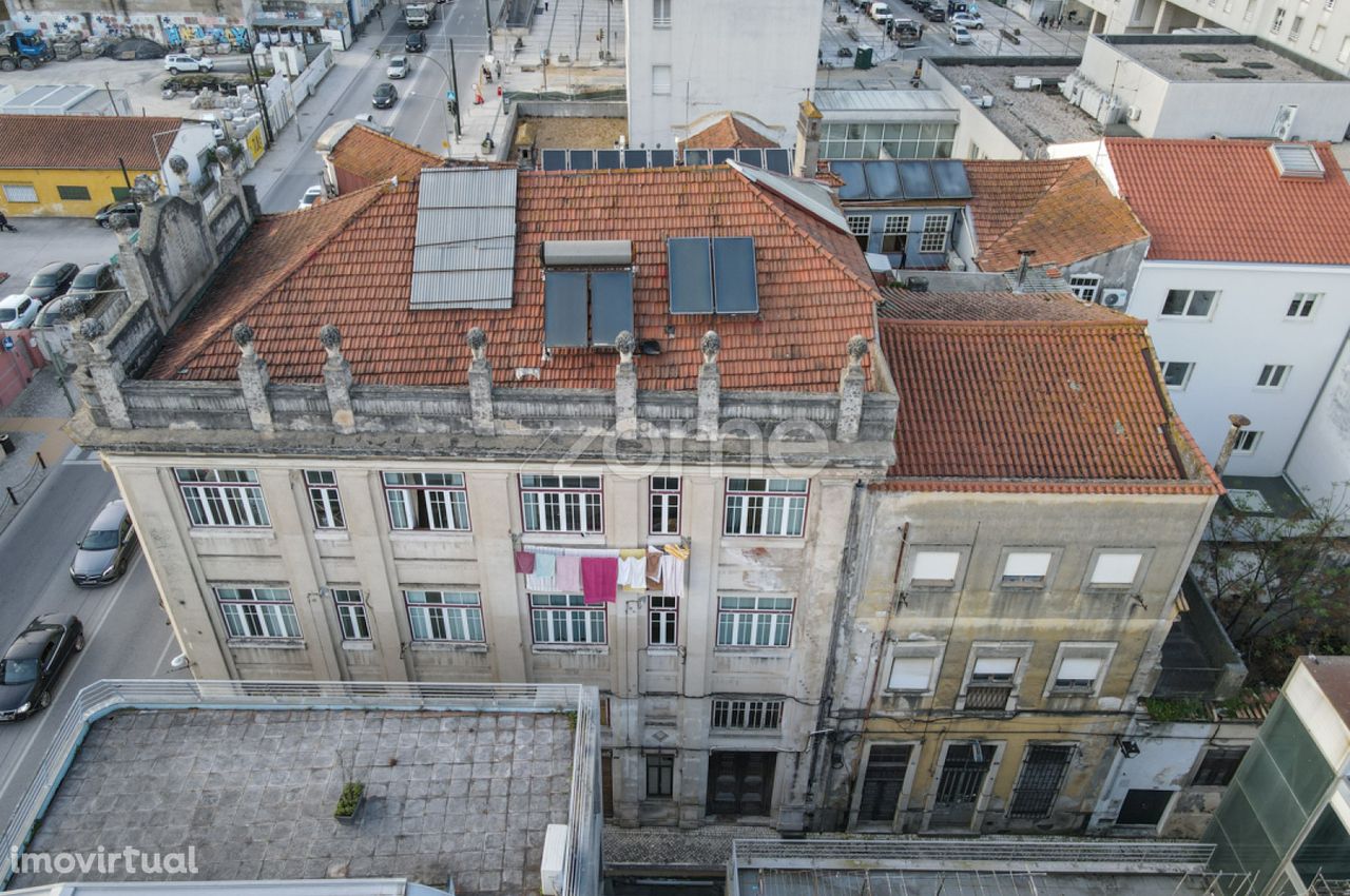 Prédios para reabilitação - Avenida Fernão de Magalhães | Coimbra
