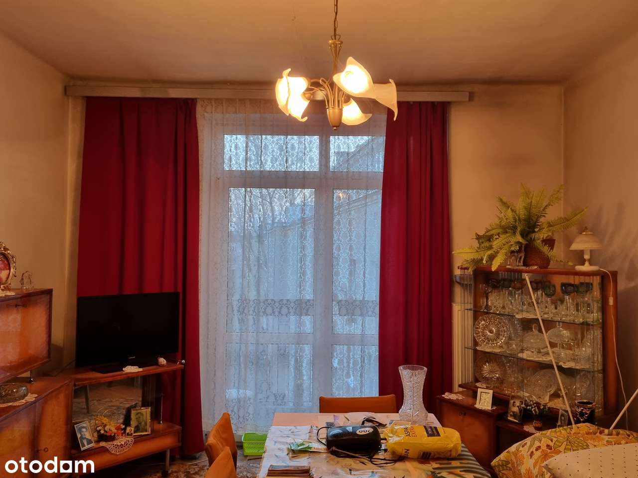 Dwupokojowe w super lokalizacji w kamienicy (do remontu)-5