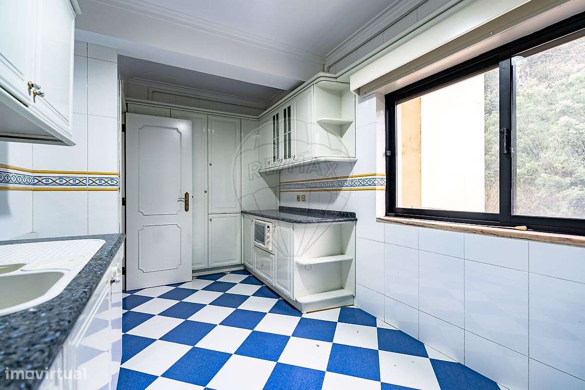 Apartamento T5 para arrendamento - Grande imagem: 4/17