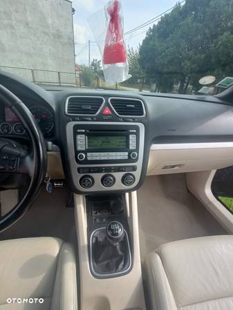 Volkswagen Eos 2.0 TDI DPF Exclusive - 14