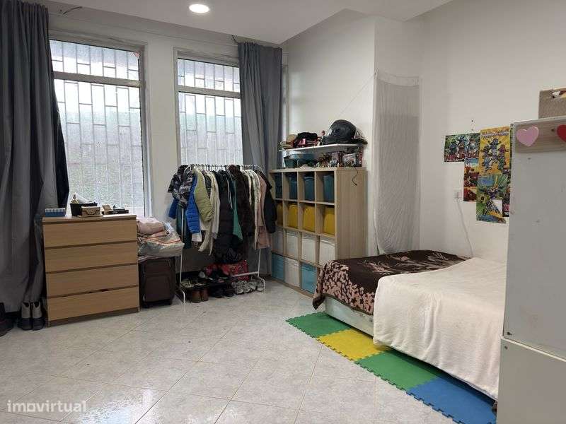 LOJA COMERCIAL COM POSSIBILIDADE DE CONVERSÃO EM HABITAÇÃO - Grande imagem: 5/5