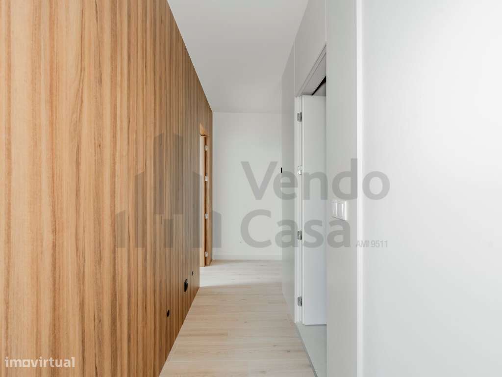 Vende-se T1 - Centro Histórico - Braga-14
