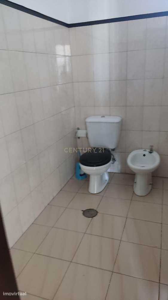 Espaço Comercial para venda em São Romão do Coronado - Trofa - Grande imagem: 3/4