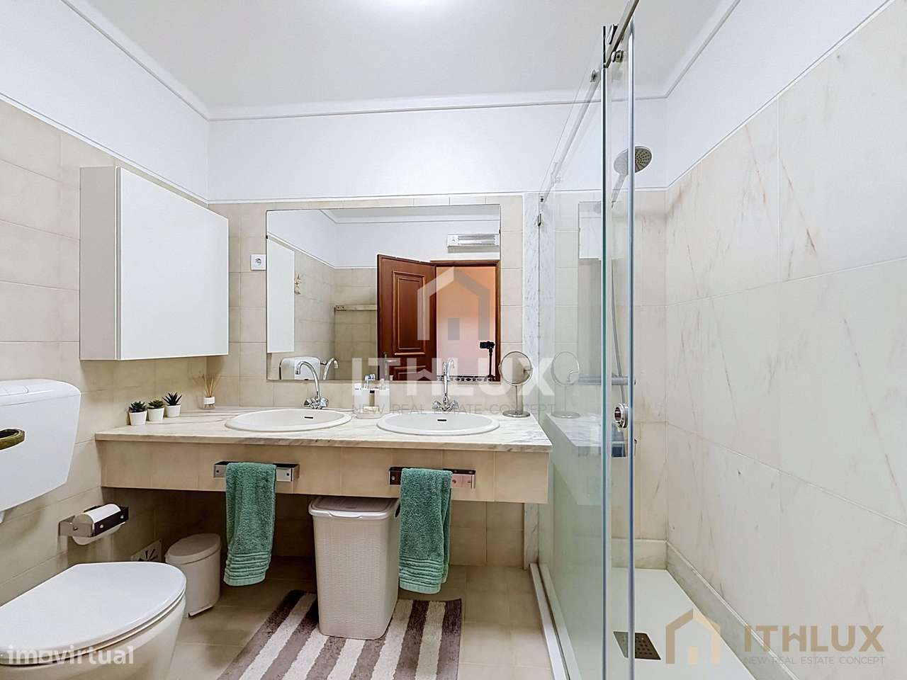 T2 Renovado e Luminoso na Vista Alegre – Évora-10