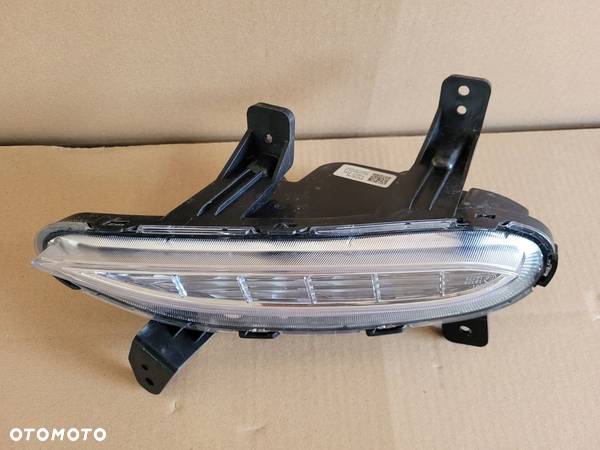 HYUNDAI I30 92208S0 Halogen Prawy Przód DRL CAŁY - 3