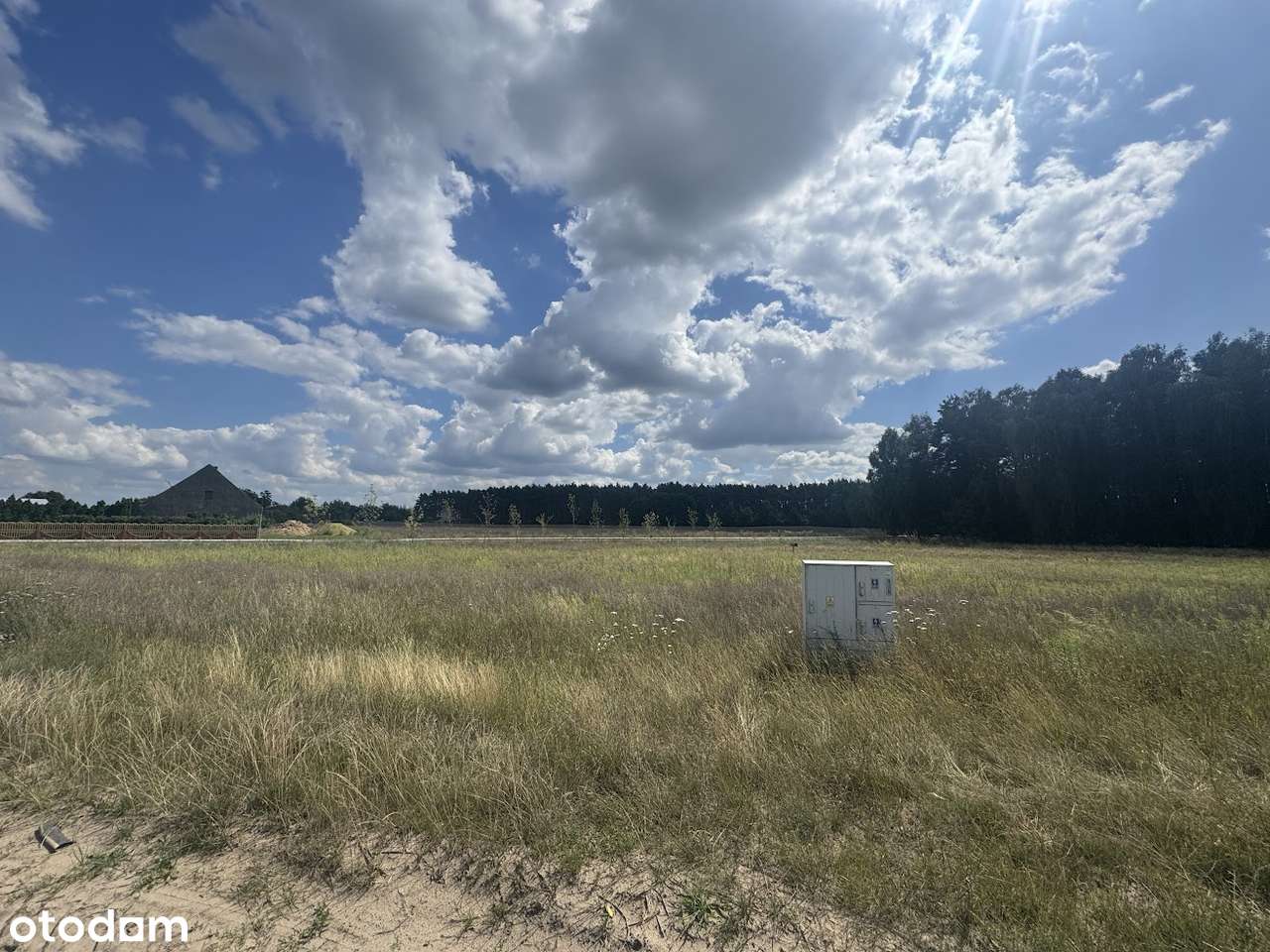 Wierzbiczany działka z mediami (prąd i woda)-4