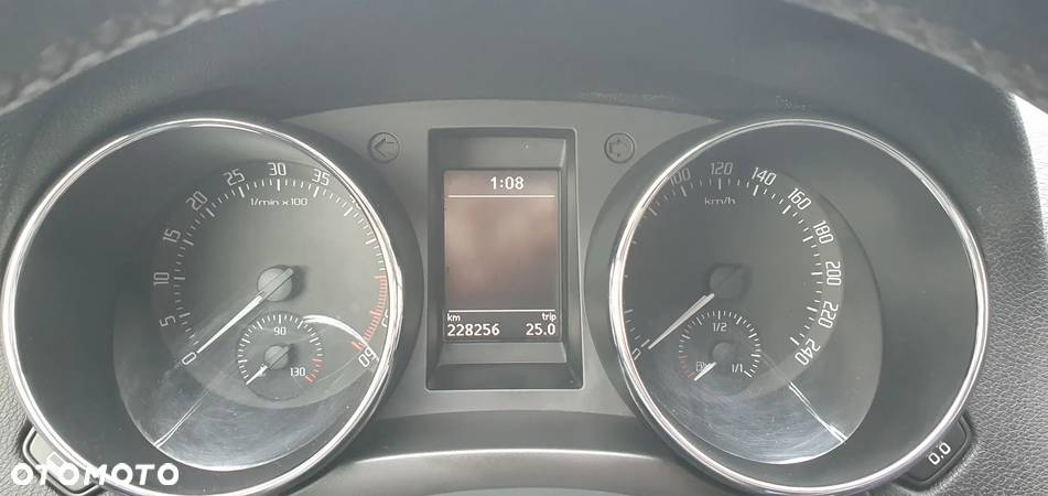 Skoda Yeti 2.0 TDI DPF 4x4 Edition DSG - 15