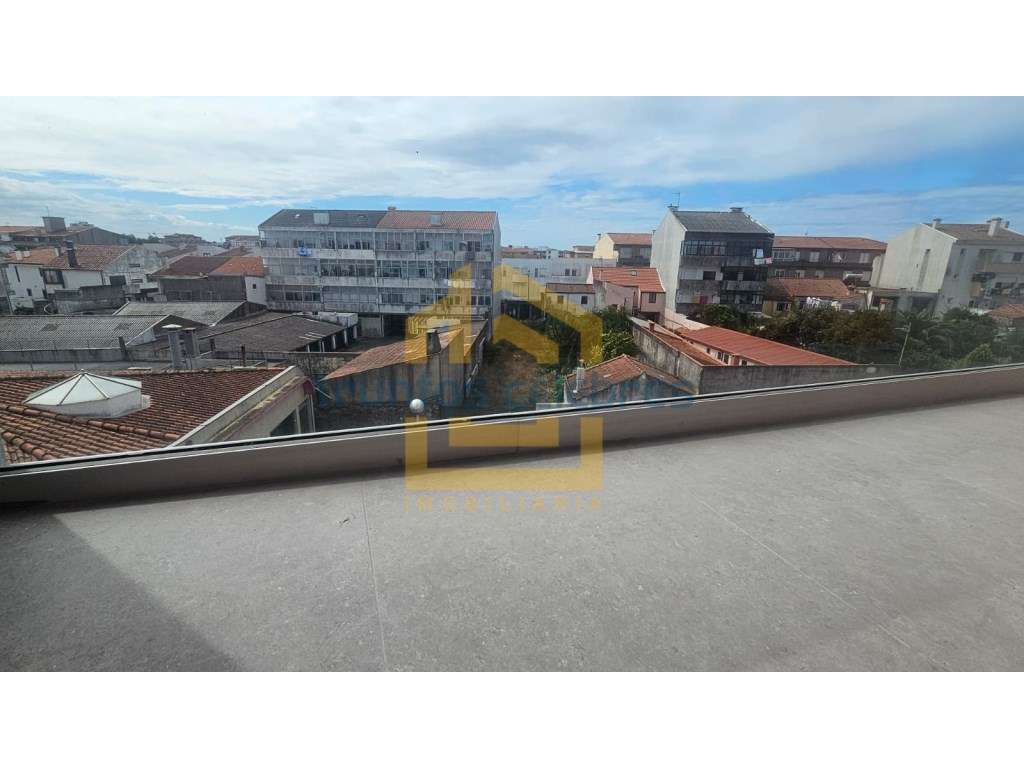 Apartamento T2 Novo | 3 º Andar | 3 Varandas | Lugar de garagem par...-15