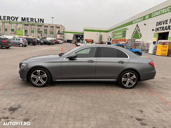 Mercedes-Benz E 220 d Aut. - 10