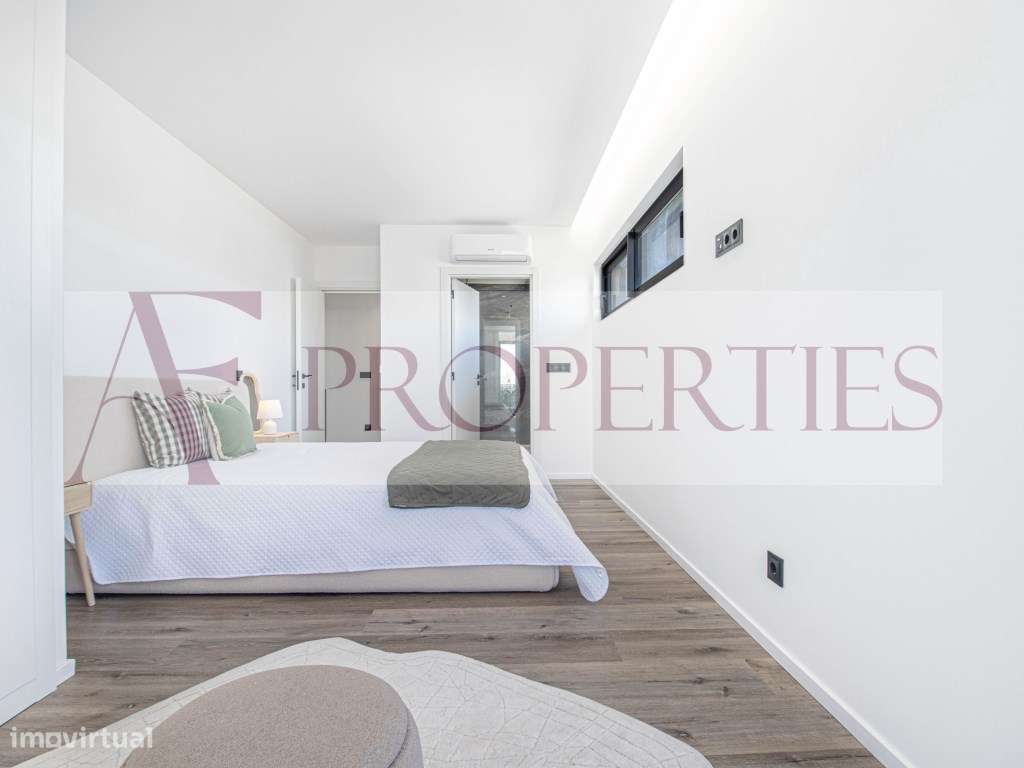 Moradia de luxo isolada com piscina aquecida, jardim e acabamentos ...-26