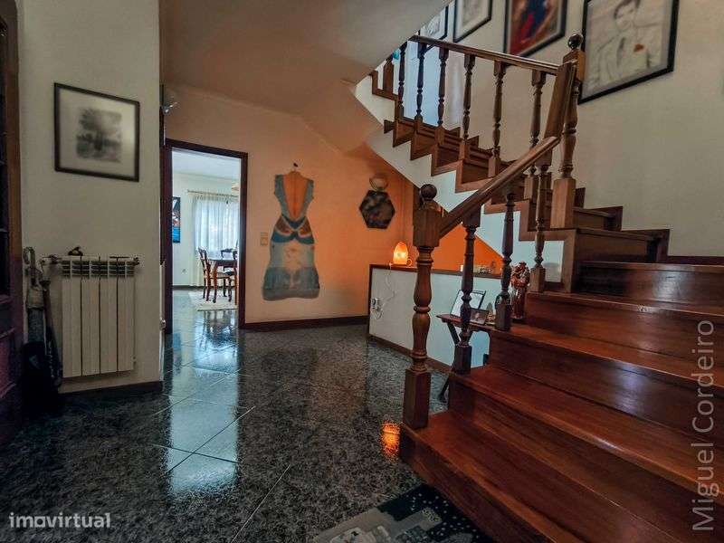 Moradia T4 de 3 frentes - Guifões, Matosinhos - Grande imagem: 4/12