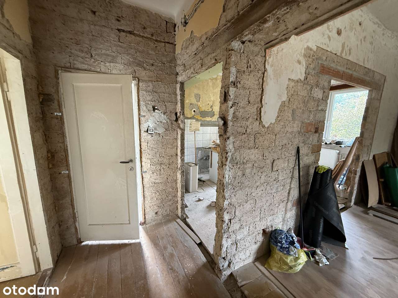 Sosnowcu ul.Struga, 5 mieszkań, działka 544m2, 2 garaże-6