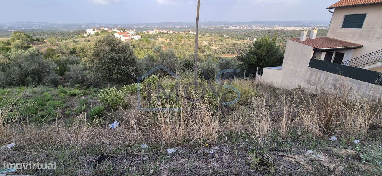 Terreno para construção com fantástica vista para a cidade de Tomar –-7