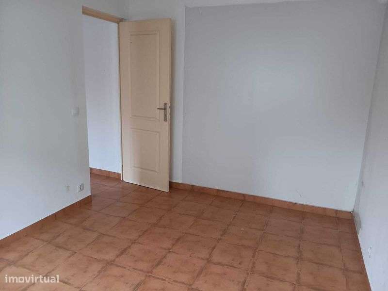 Apartamento T2 em Alverca do Ribatejo - Grande imagem: 4/10