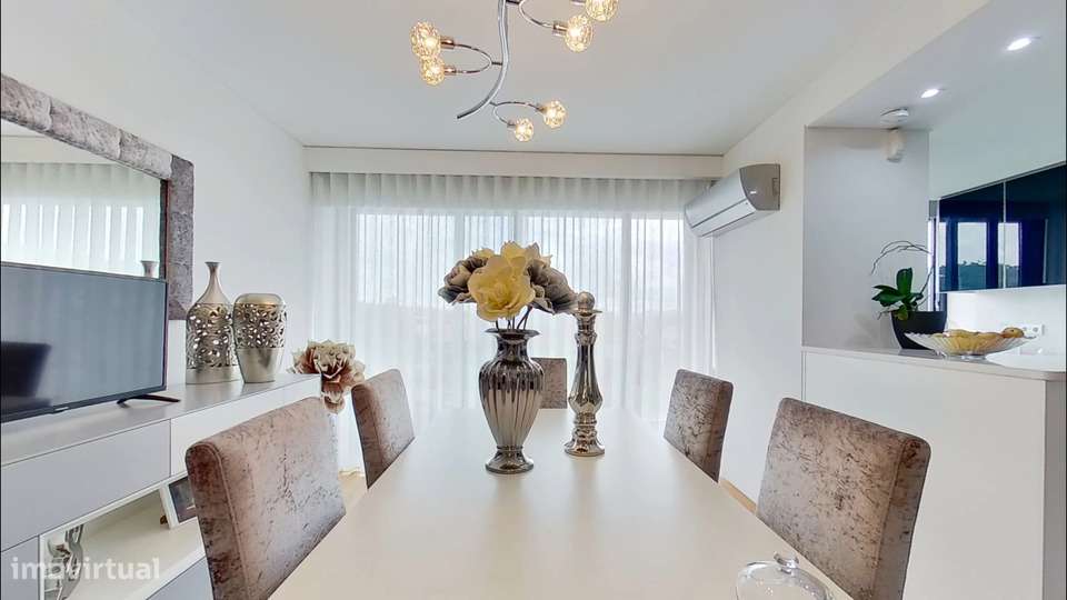 T1 com varanda, garagem e ar condicionado em Valongo - Grande imagem: 3/31