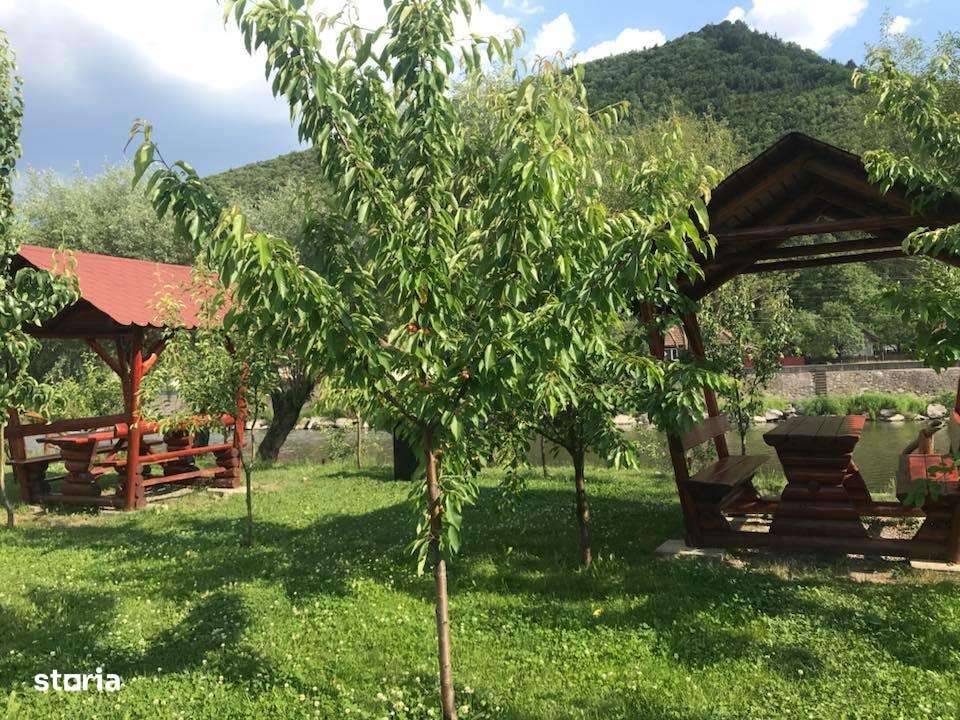 Disponibila de REVELION cabana complet echipată de închiriat - Imagine principală: 5/16