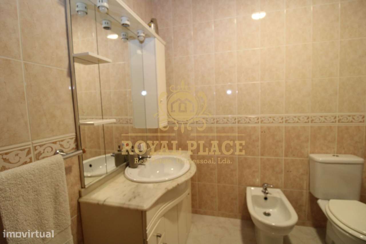 Apartamento T2  + 1 Rio Meão-9