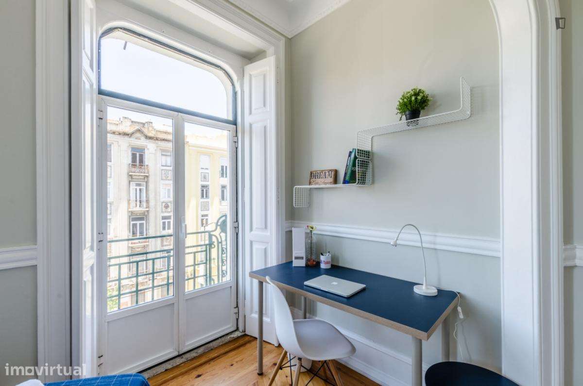 Quarto - localizado em Arroios Lisbon - Grande imagem: 4/19