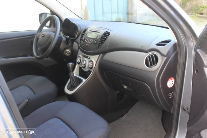 Hyundai i10 1.1 Comfort - 12