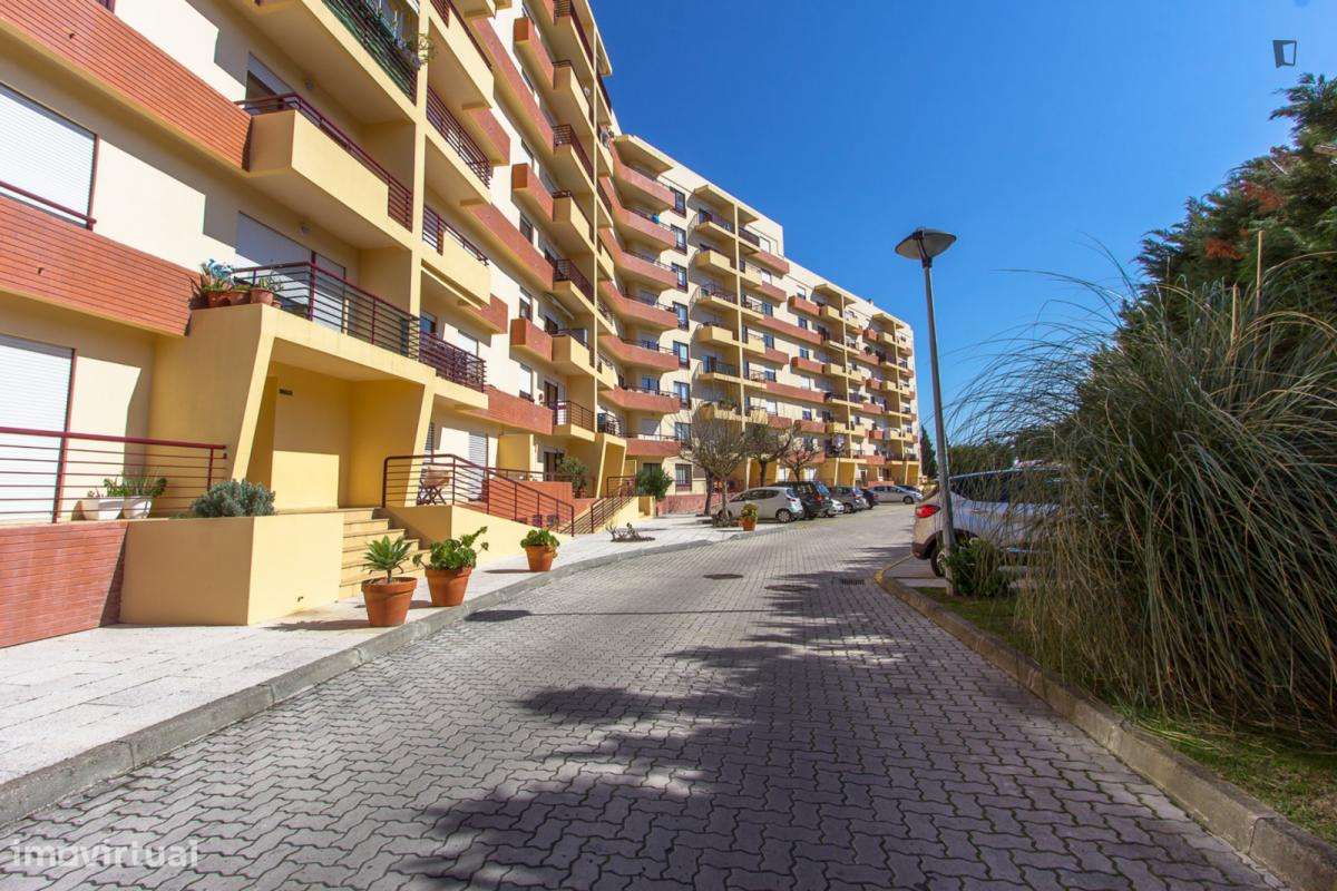 Apartamento com 1 quartos - localizado em Bela Vista Lisbon - Grande imagem: 2/8