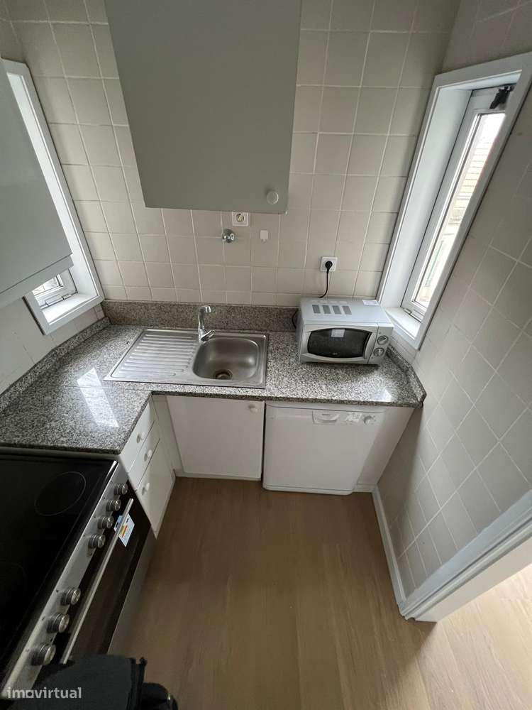Apartamento T1, mobilado ao Marquês, Porto-11