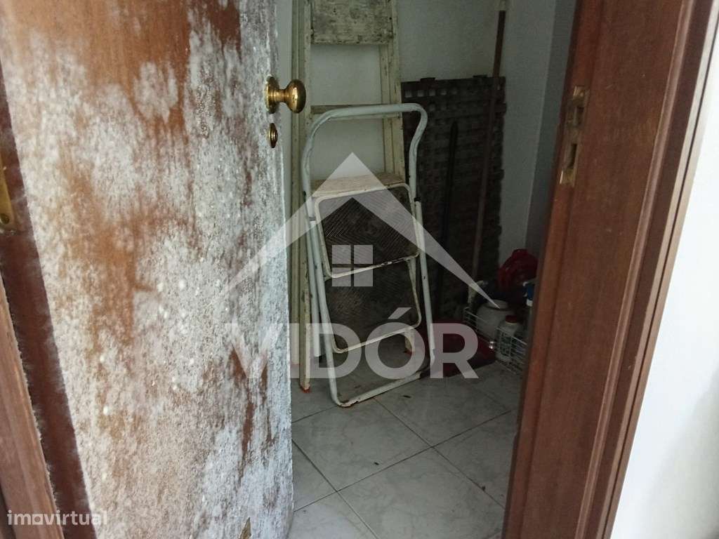 Loja com 47m2 no Mercado Municipal da Baixa da Banheira - Grande imagem: 5/7