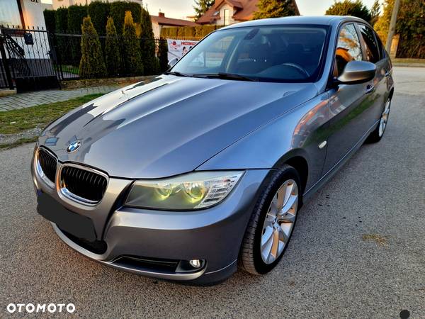 BMW Seria 3 318d - 39