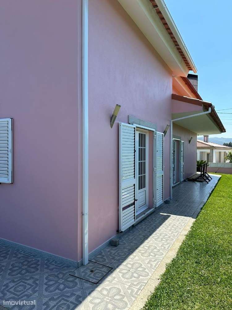 Moradia T4 - Individual - Forjães - Grande imagem: 5/7