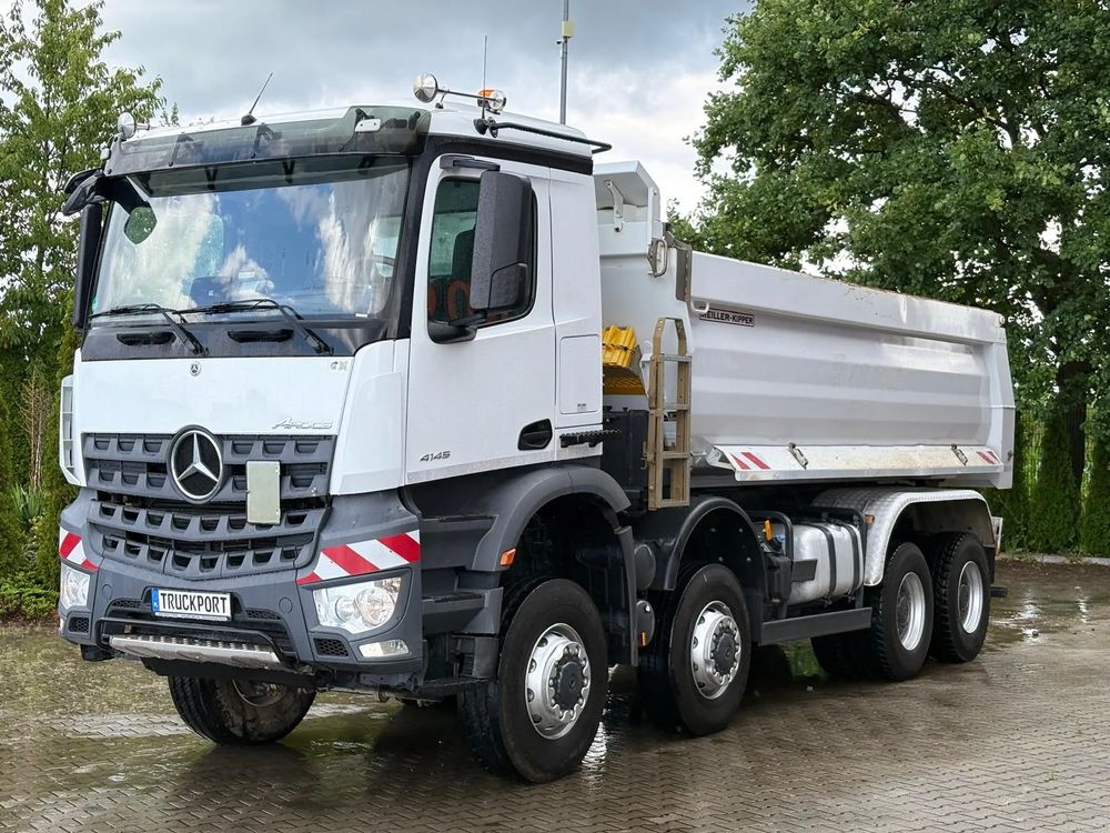 Mercedes-Benz Arocs 2021
