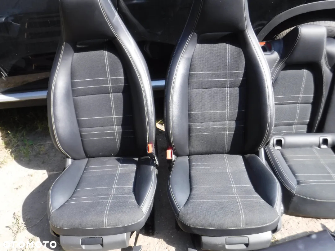 Mercedes W117 CLA  skory fotele podgrzewane  kanapa idealne EUROPA AIR BAG Elektrycznie sterowane - 2