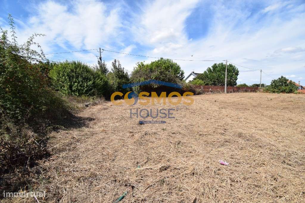 Terreno Urbano 2880m2, plano e c/ exposição solar. - Grande imagem: 2/12