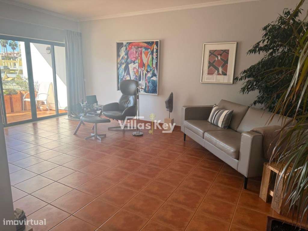 Apartamento T2 na Meia Praia com elevador e garagem. - Grande imagem: 4/31