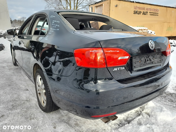 VW JETTA VI KLAPA BAGAŻNIKA L041 - 17