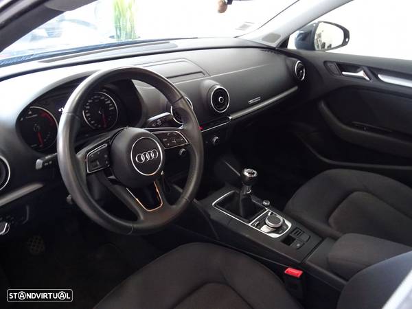 Audi A3 Sportback 30 TDI - 10