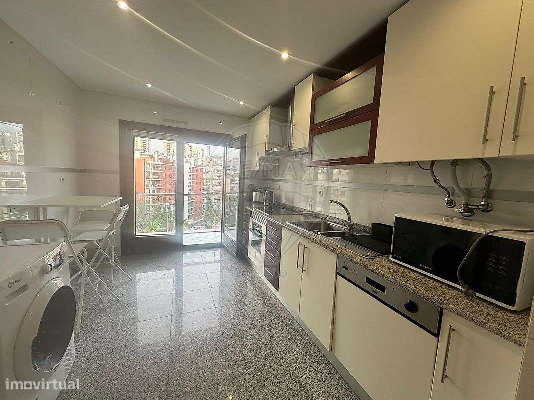 Apartamento T3 para arrendamento - Grande imagem: 4/15