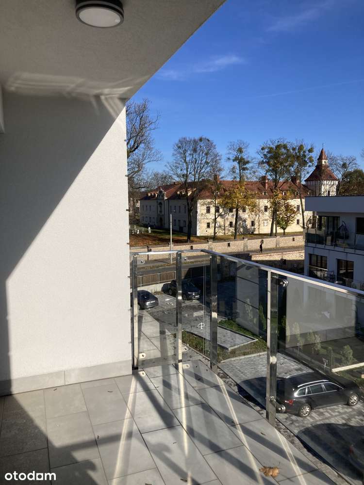 Bezczynszowe ze słonecznym tarasem. Widok na zamek. Winda.-8