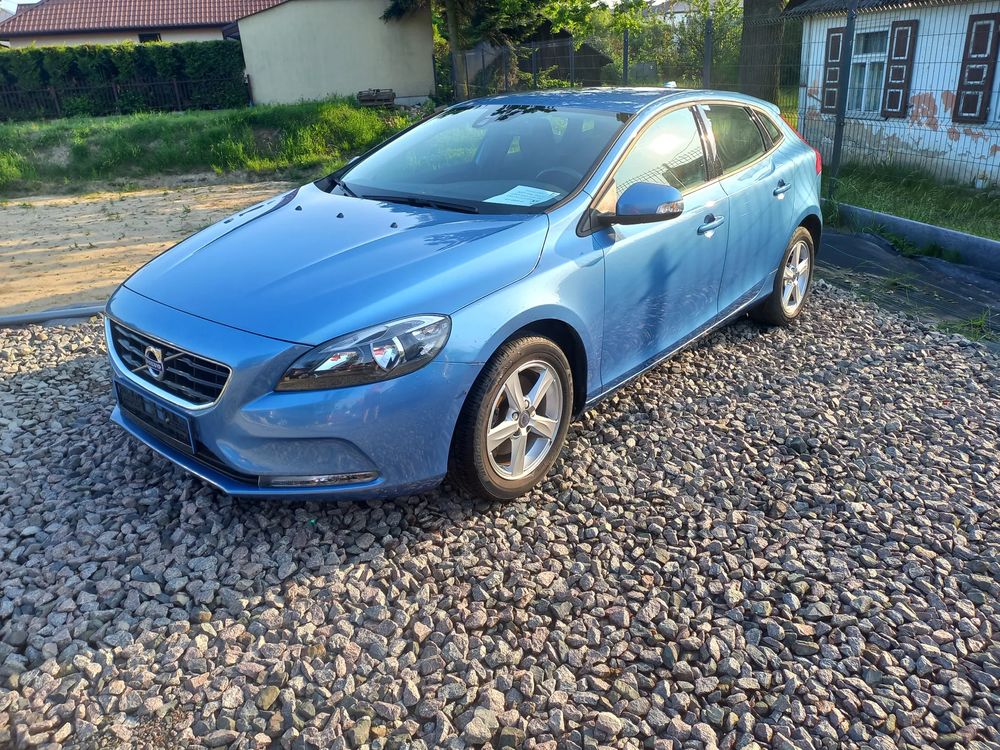 Volvo V40 II D2 Drive-E Kinetic 2015