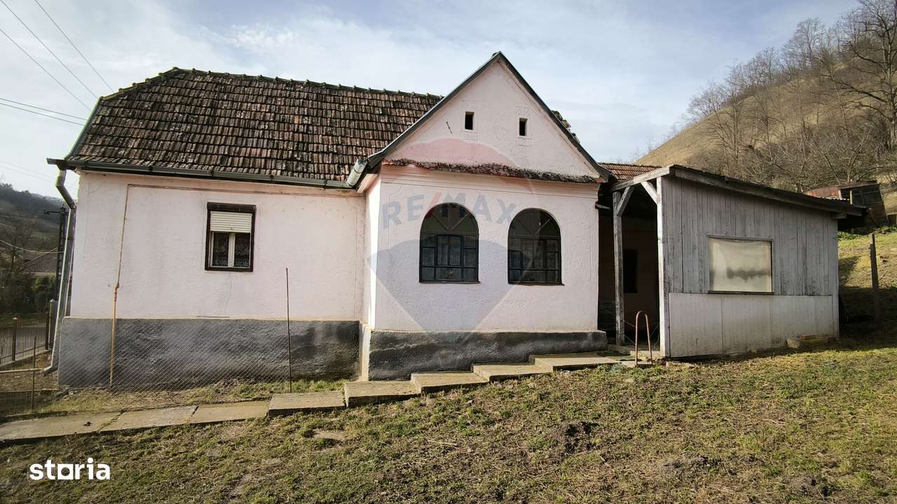 Casă  la țară in Transilvania - sat sasesc Păucea, jud. Sibiu-7