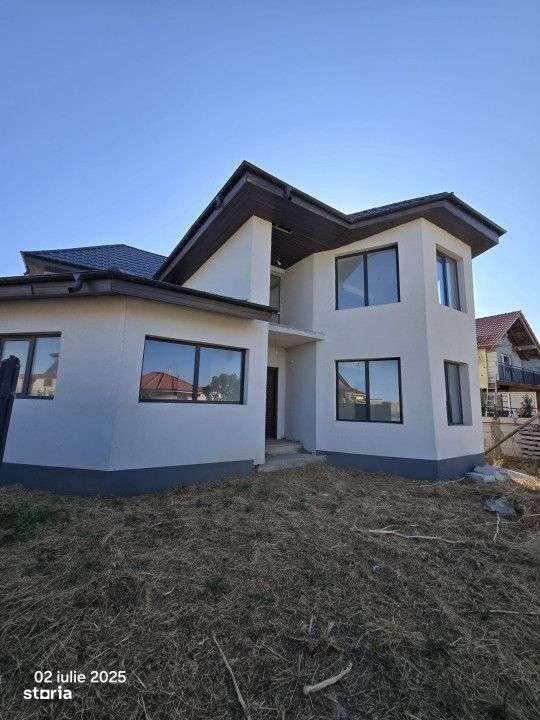 CASA AGIGEA | 5 DORMITOARE | COMISION 0| - Imagine principală: 2/19