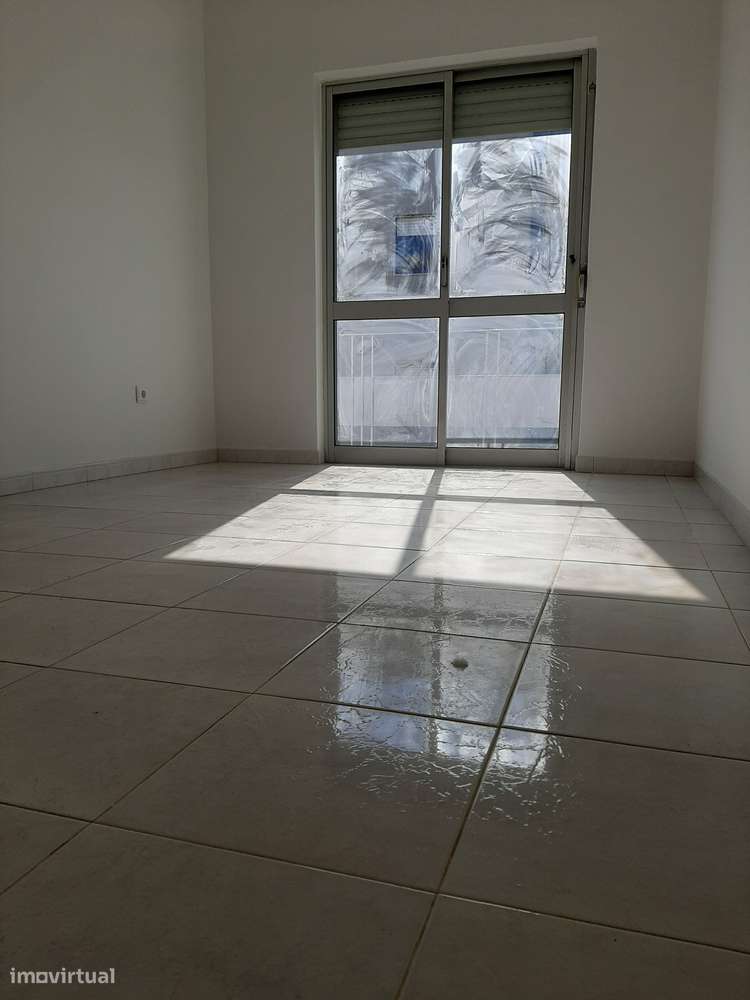 Apartamento, excelente exposição solar, na Qtª da Lomba - Barreiro - Grande imagem: 4/14