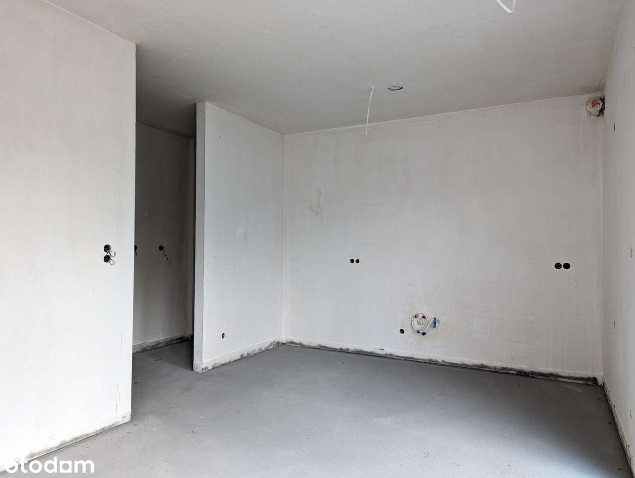 Apartament 5 pokoi w stanie deweloperskim os Baranówek-4