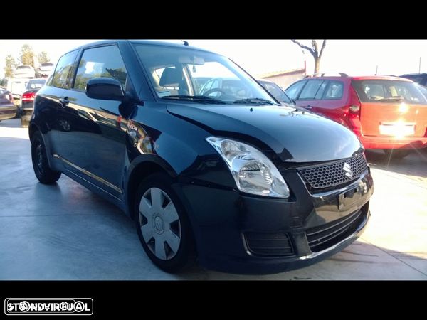 Traseira/Frente/Interior Suzuki Swift 2009 DDIS - 1